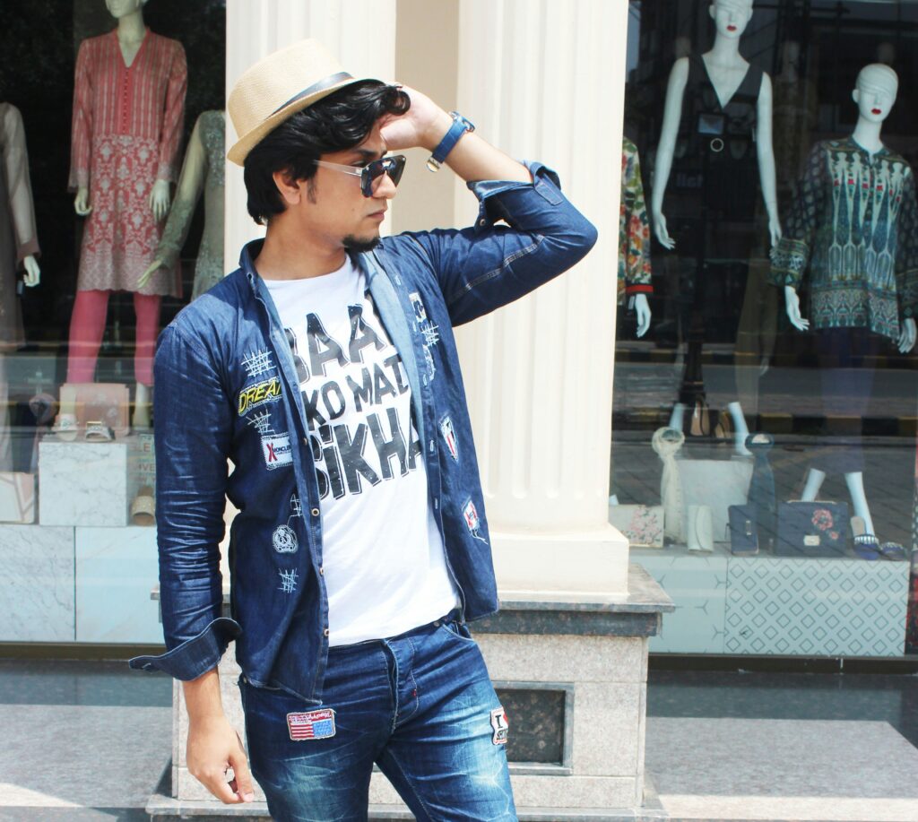 Accessorize Like a Pro: Tips for Elevating Any Outfit